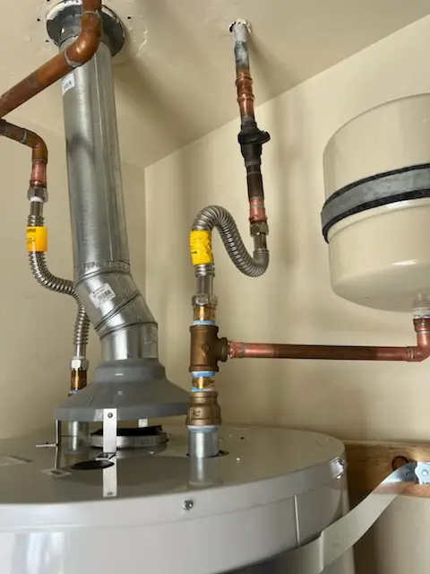 Water heater installation and plumbing repair in Bastrop